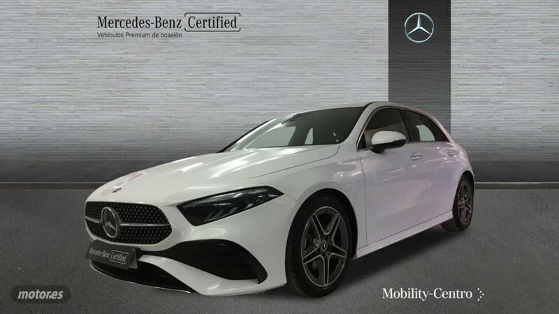 Blanco Usado 2024 Mercedes A180 Berlina | 32.900 € (Precio justo) - Imagen 1/4