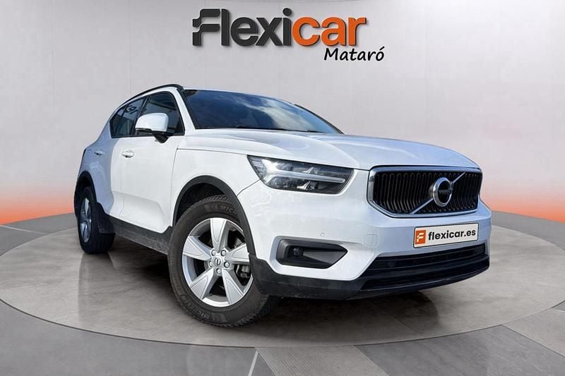 Blanco Usado 2020 Volvo XC40 Momentum SUV | 17.790 € - Imagen 1/4