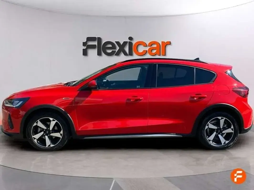 Usado Ford Focus Active 155 CV (114 kW) 2024 Rojo Berlina