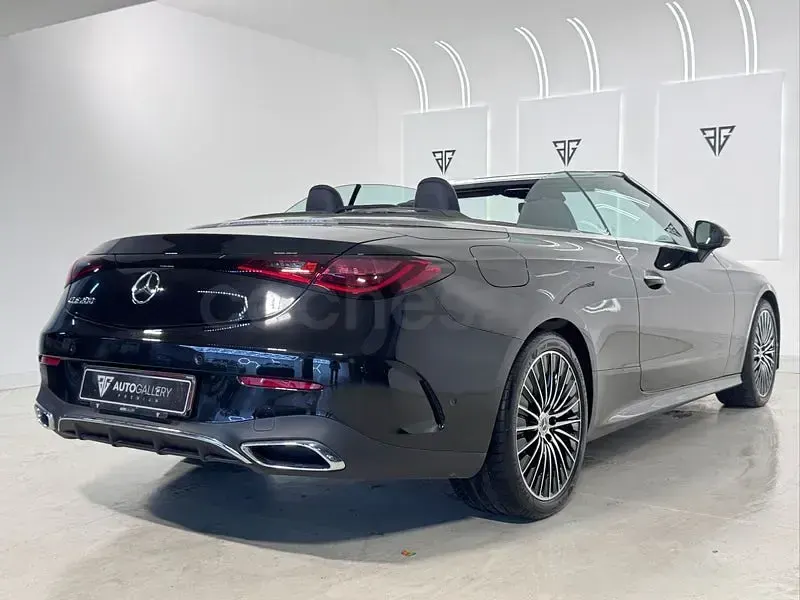 Usado Mercedes CLE200 204 CV (150 kW) 2024 Negro Descapotable