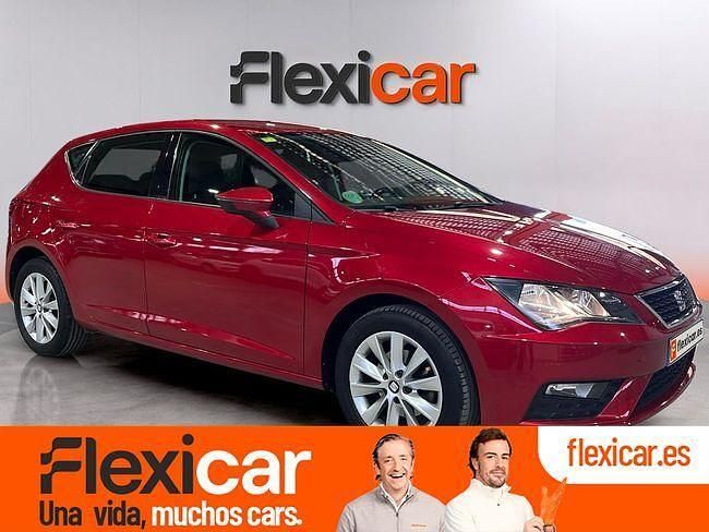 Usado Seat Leon Style 110 CV (80 kW) 2018 Rojo