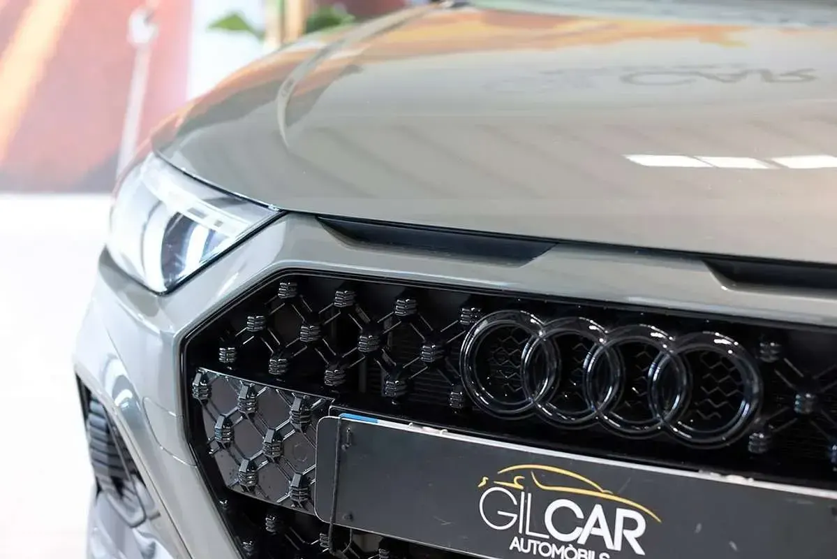 Usado Audi A1 150 CV (110 kW) 2022 Gris SUV