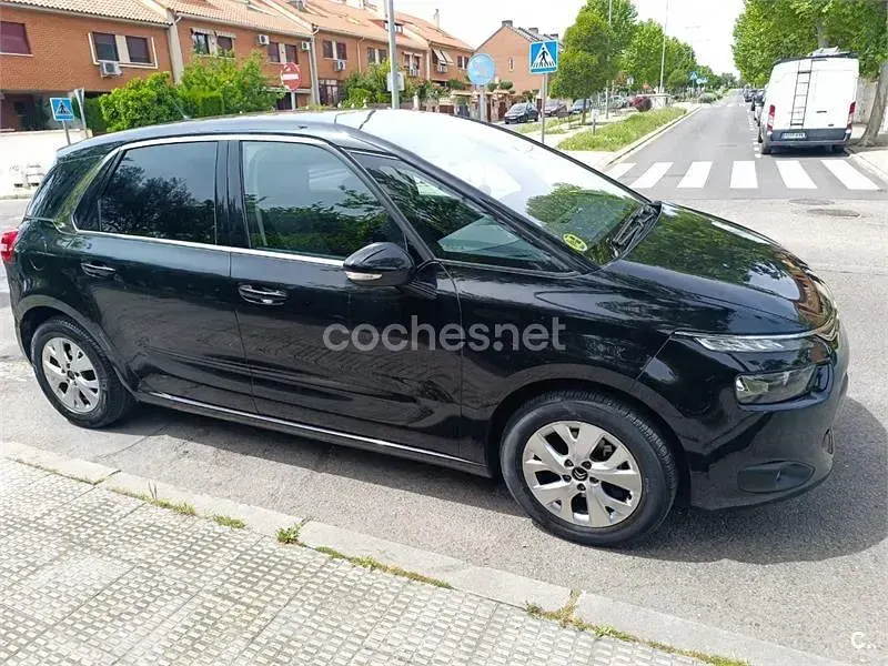 Usado Citroën C4 Picasso Seduction 115 CV (84 kW) 2015 Negro Monovolumen
