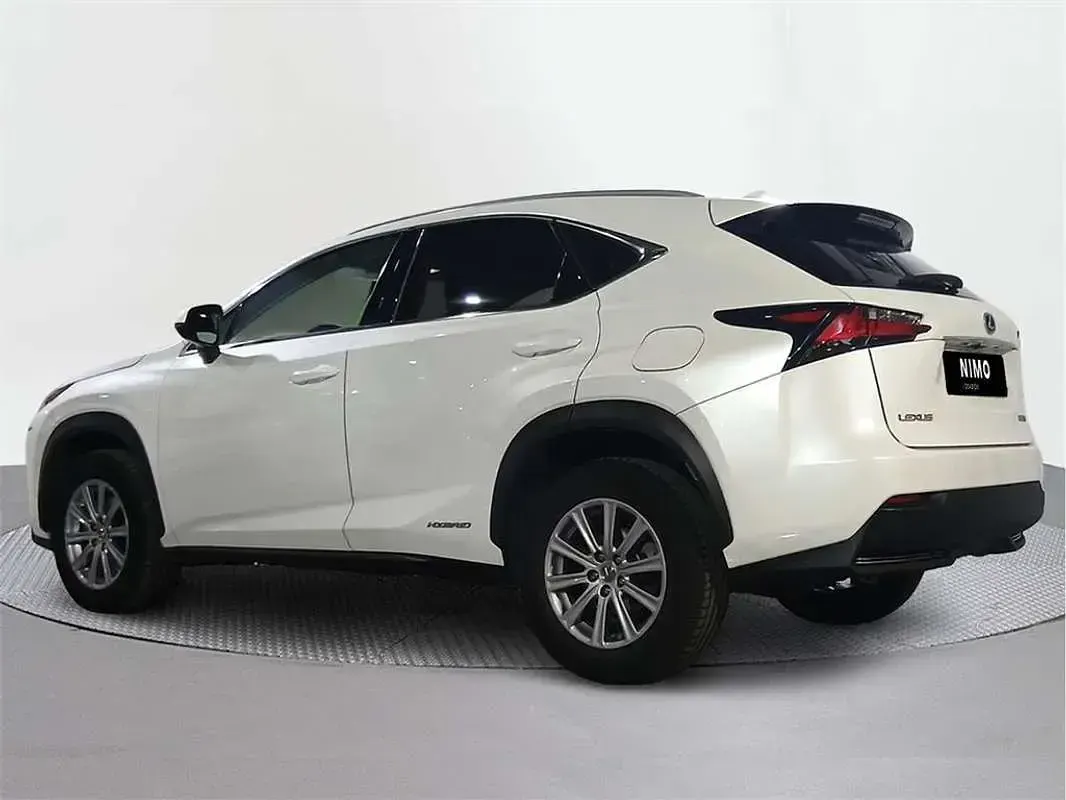 Usado Lexus NX300h Business Edition 197 CV (144 kW) 2016 SUV
