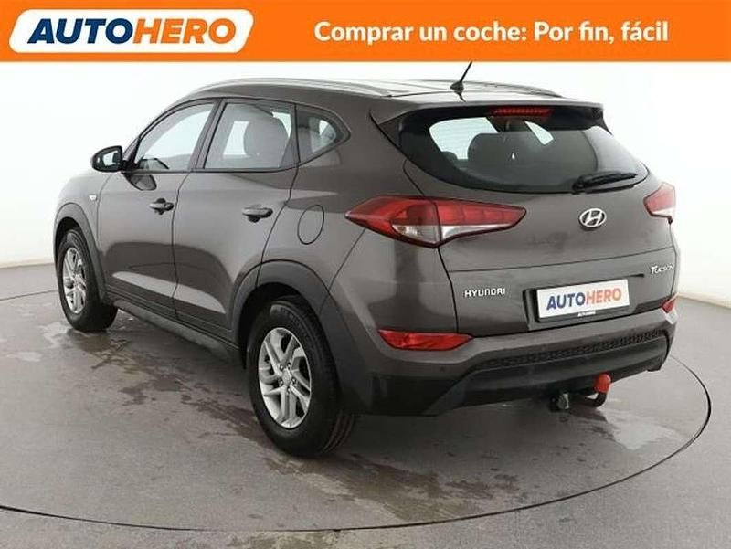 Usado Hyundai Tucson 116 CV (85 kW) 2017 Gris SUV