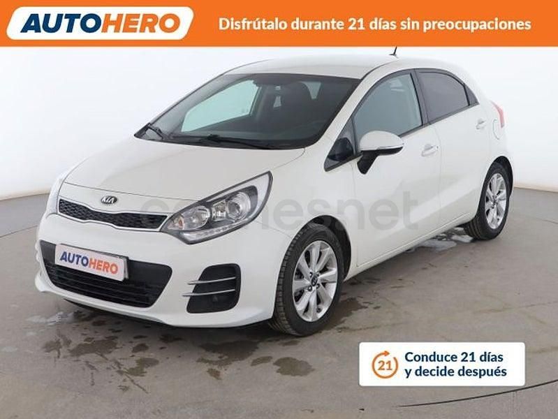 Usado Kia Rio 75 CV (55 kW) 2016 Blanco Utilitario