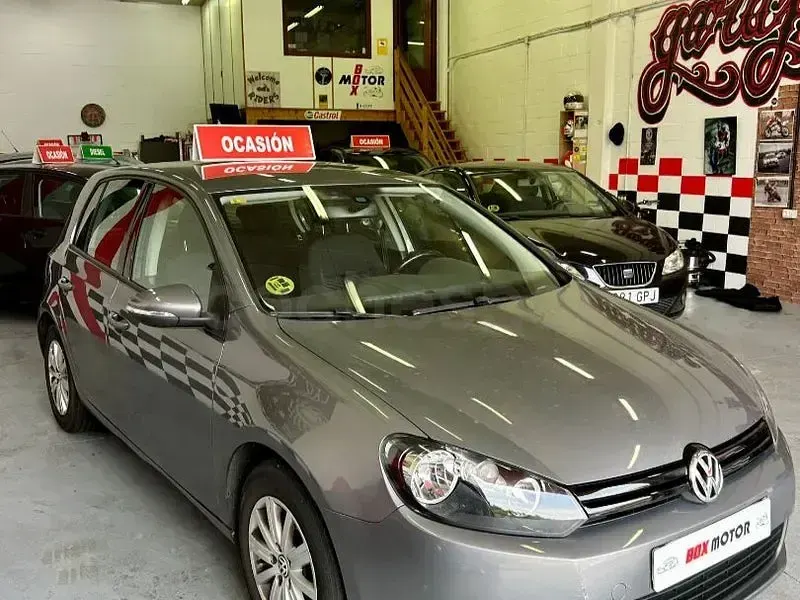 Usado VW Golf VI Advance 105 CV (77 kW) 2009 Gris / plata Utilitario