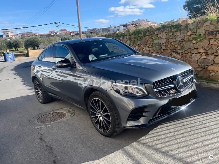 Usado Mercedes GLC250 211 CV (155 kW) 2019 Gris / plata Coupe