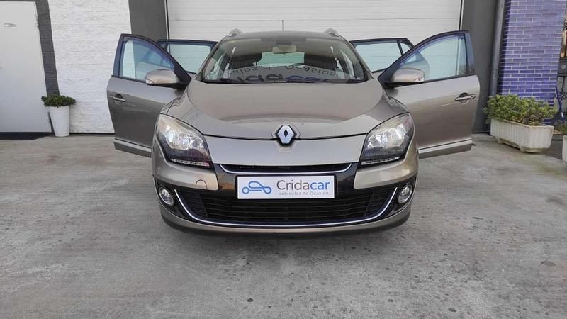 Usado Renault Mégane GrandTour Business 110 CV (80 kW) 2013 Beige Familiar
