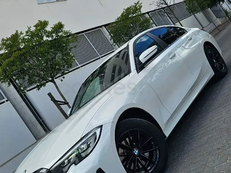 Usado BMW 320 190 CV (139 kW) 2019 Blanco Berlina