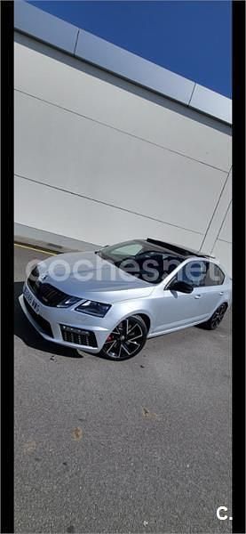 Usado Skoda Octavia RS 245 CV (180 kW) 2019 Gris / plata Berlina