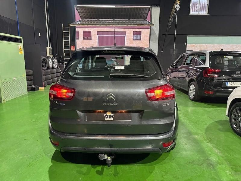 Usado Citroën C4 Picasso Live 120 CV (88 kW) 2016 Gris / plata Monovolumen