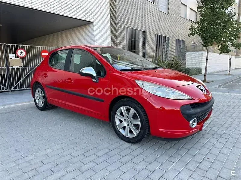 Usado Peugeot 207 Sport 90 CV (66 kW) 2007 Rojo Berlina