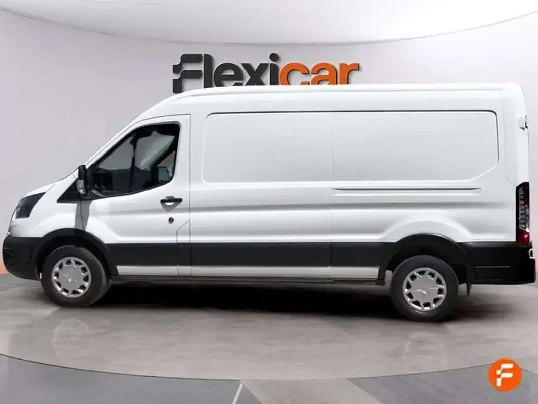 Usado Ford Transit Trend 131 CV (96 kW) 2023 Blanco Van