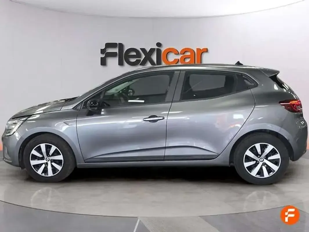 Usado Renault Clio Equilibre 91 CV (66 kW) 2023 Gris Utilitario