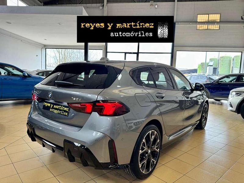 Usado BMW 116 M Sport 163 CV (119 kW) 2025 Gris Utilitario