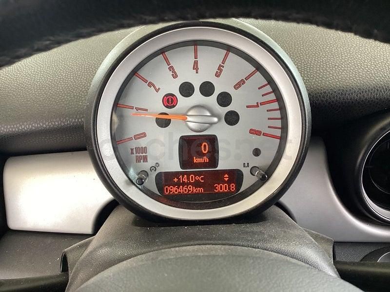 Usado Mini ONE 95 CV (69 kW) 2009 Gris / plata Utilitario