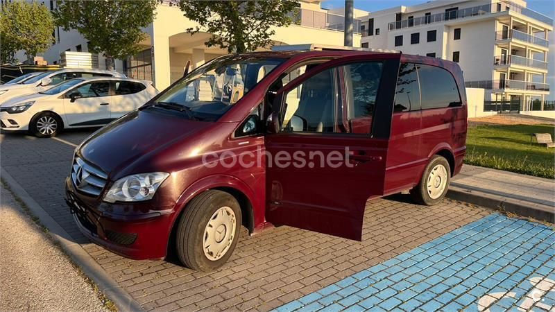 Granate Usado 2010 Mercedes Viano Monovolumen | 22.000 € - Imagen 1/4