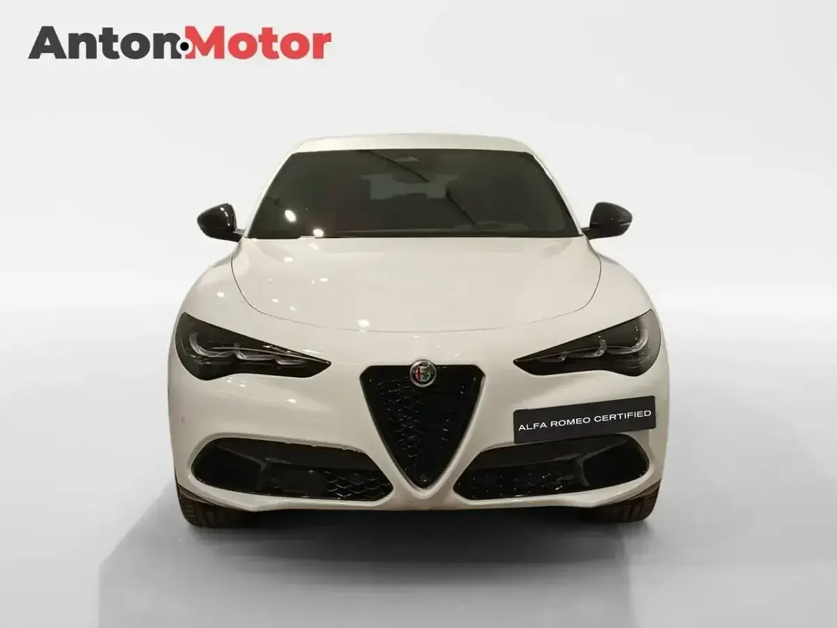 Nuevo Alfa Romeo Stelvio Veloce 210 CV (154 kW) 2025 Blanco SUV