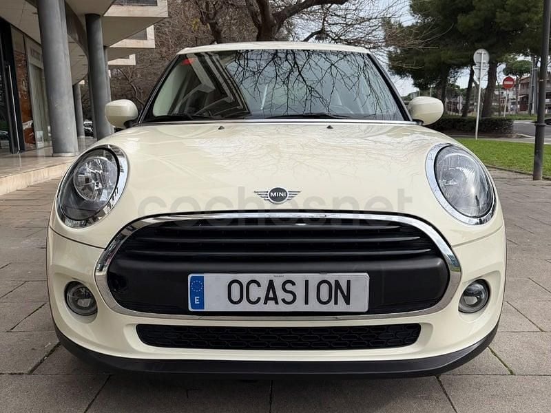 Usado Mini ONE 102 CV (75 kW) 2020 Blanco Utilitario