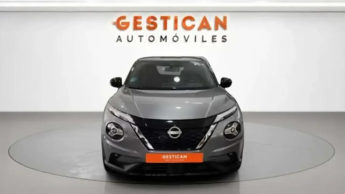 Usado Nissan Juke N-Connecta 143 CV (105 kW) 2024 Gris SUV