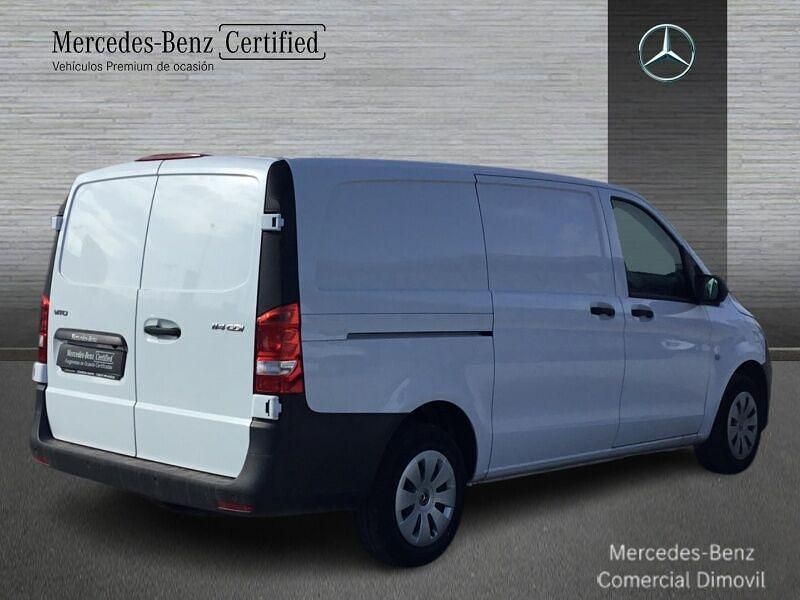 Usado Mercedes Vito 136 CV (100 kW) 2024 Blanco Van