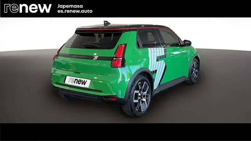 Usado Renault R5 Techno 110 kW (150 CV) 2025 Verde pop con techo Utilitario