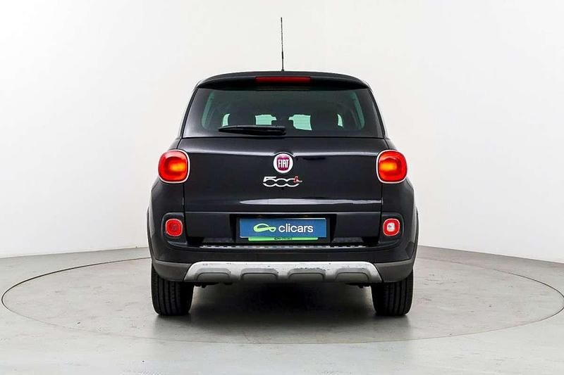 Usado Fiat 500L Trekking 84 CV (61 kW) 2015 Negro Monovolumen
