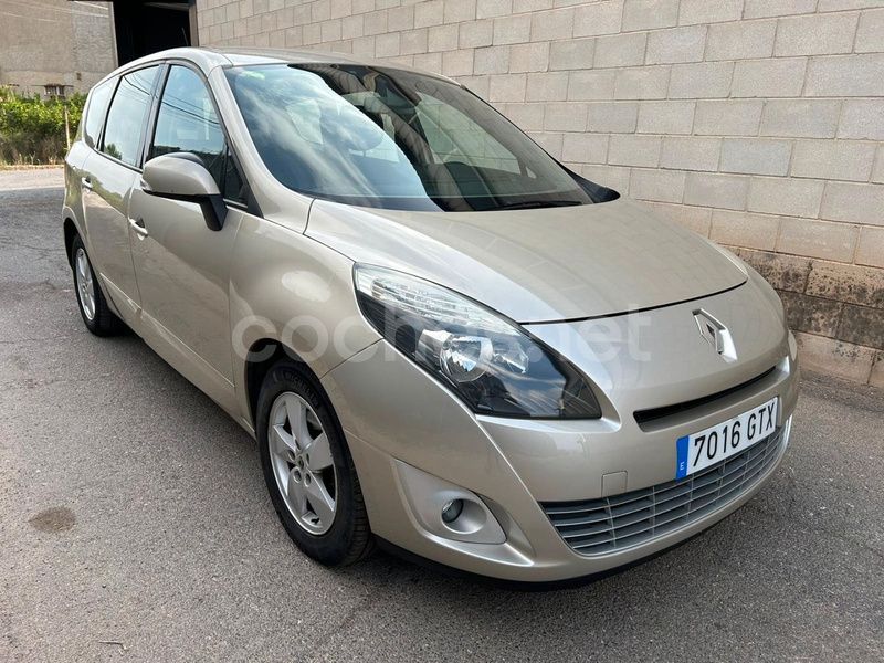 Marrón Usado 2010 Renault Grand Scénic III Dynamique Monovolumen | 6200 € (Caro) - Imagen 1/1