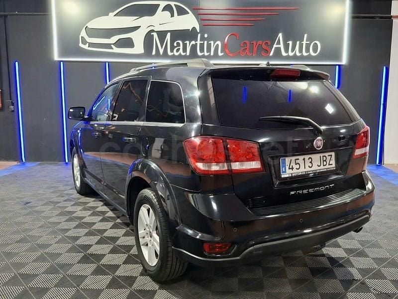 Usado Fiat Freemont Lounge 140 CV (102 kW) 2015 Negro SUV