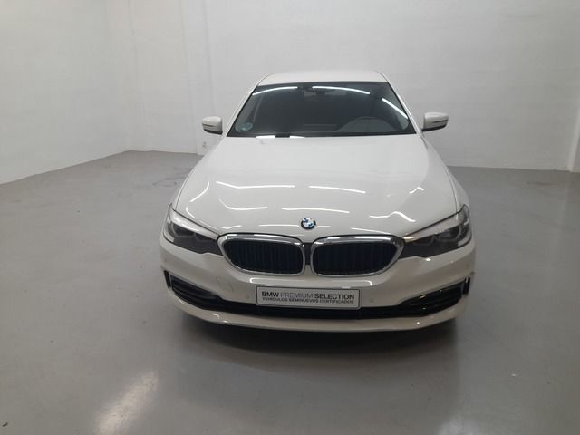 Käytetty BMW 520 Shadowline 190 HP (139 kW) 2019