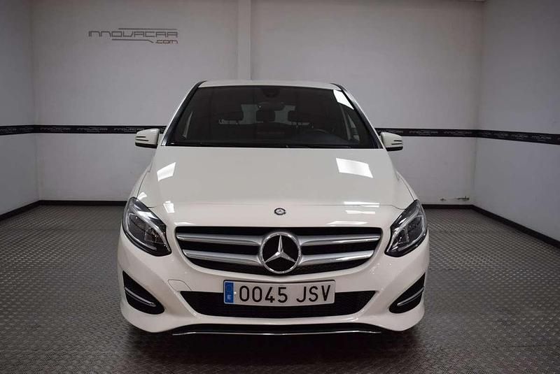Usado Mercedes B180 109 CV (80 kW) 2016 Blanco Monovolumen