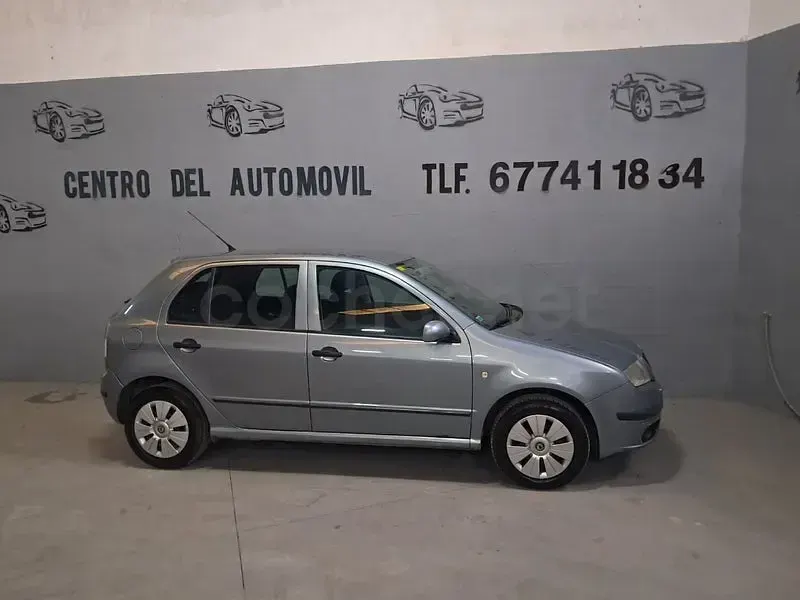 Brugt Skoda Fabia 70 HK (51 kW) 2006 Blå Sedan