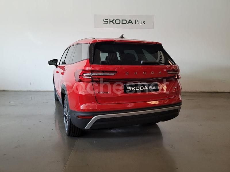 Nuevo Skoda Kodiaq 193 CV (141 kW) 2025 Rojo SUV