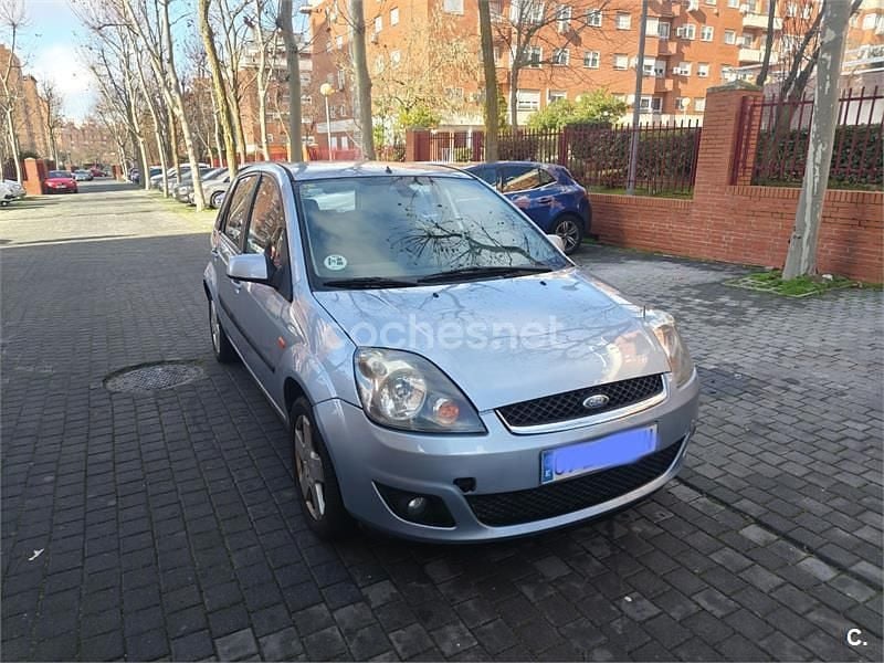 Azul Usado 2006 Ford Fiesta Trend Berlina | 3600 € (Precio justo) - Imagen 1/4