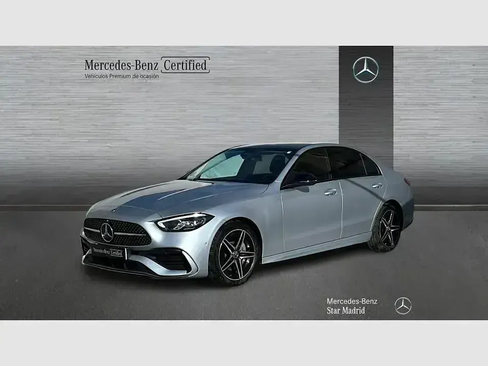 Używany Mercedes C220 AMG line 200 KM (147 kW) 2025 Sedan/Limuzyna