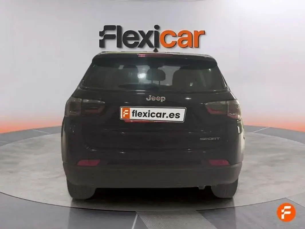 Usado Jeep Compass Limited 140 CV (102 kW) 2020 Negro SUV
