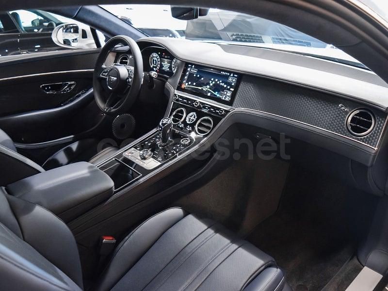 Usado Bentley Continental 680 CV (500 kW) 2025 Gris / plata Coupe