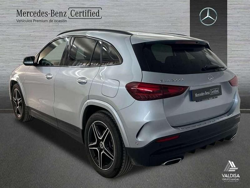 Usado Mercedes GLA200 150 CV (110 kW) 2024 SUV