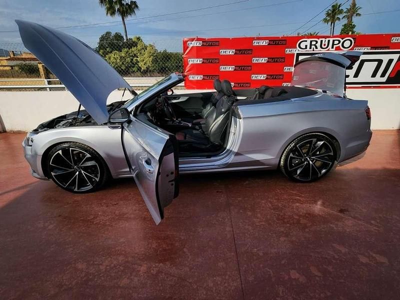 Usado Audi A5 Cabriolet S-Line 190 CV (139 kW) 2017 Gris Descapotable