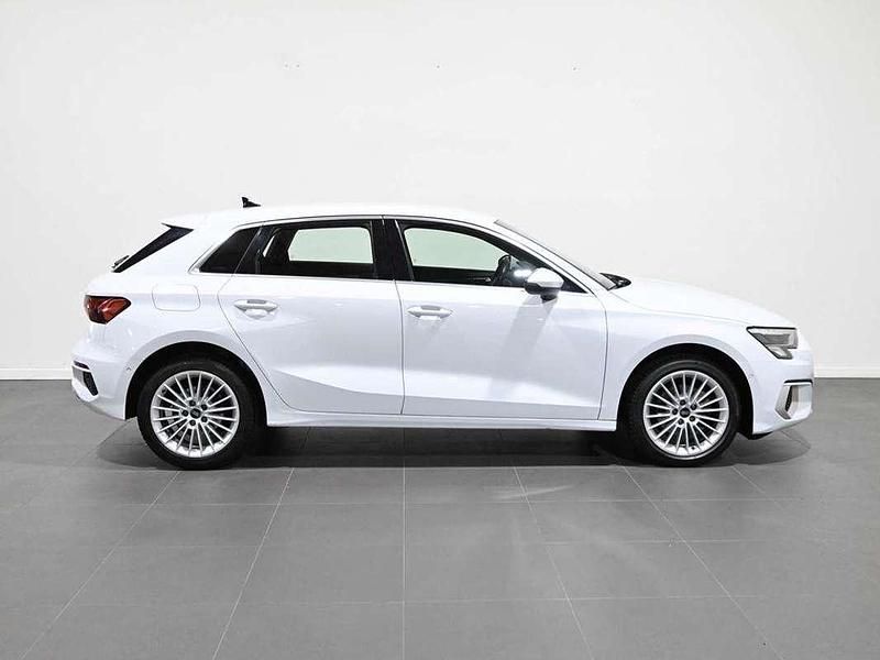 Usado Audi A3 Sportback Advanced 110 CV (80 kW) 2023 Blanco Utilitario