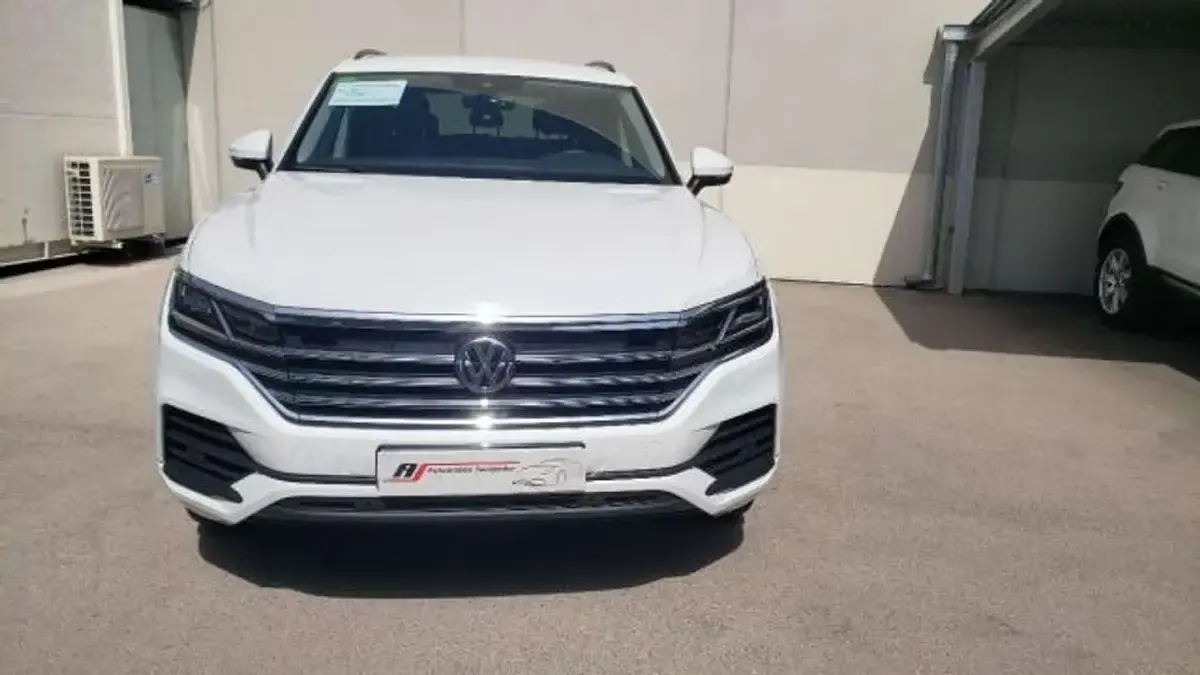 Usado VW Touareg Pure 231 CV (169 kW) 2019 Negro SUV
