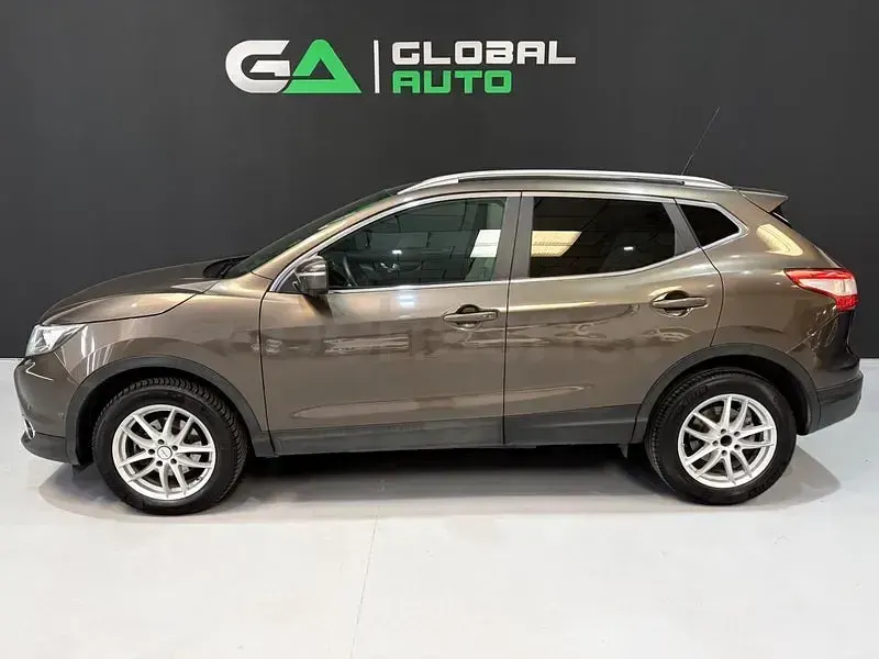 Usado Nissan Qashqai Premium Edition 130 CV (95 kW) 2014 Marrón SUV