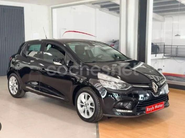 Usado Renault Clio IV LIMITED 90 CV (66 kW) 2017 Blanco Berlina