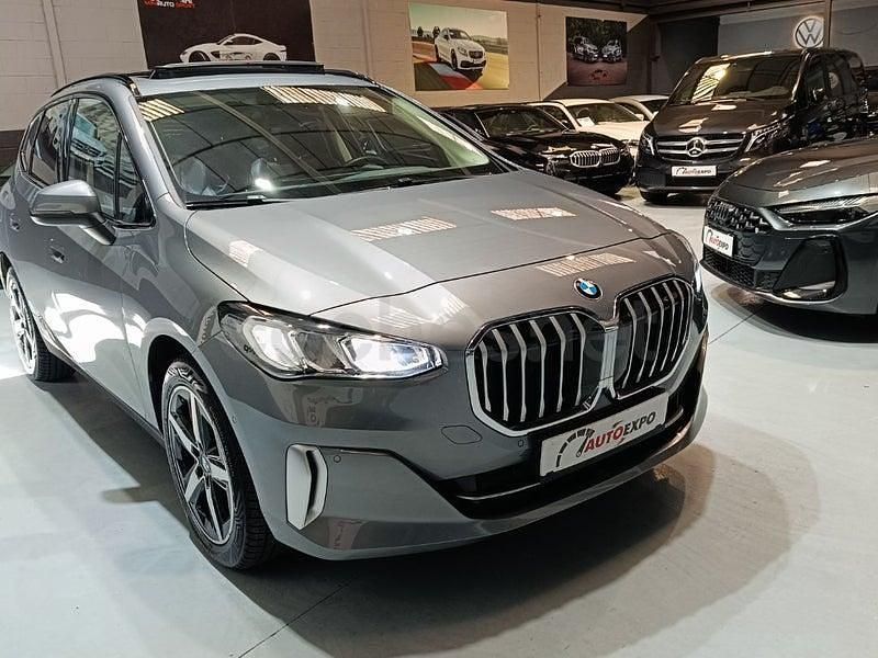 Usado BMW 218 Comfort Edition 136 CV (100 kW) 2024 Gris / plata Familiar