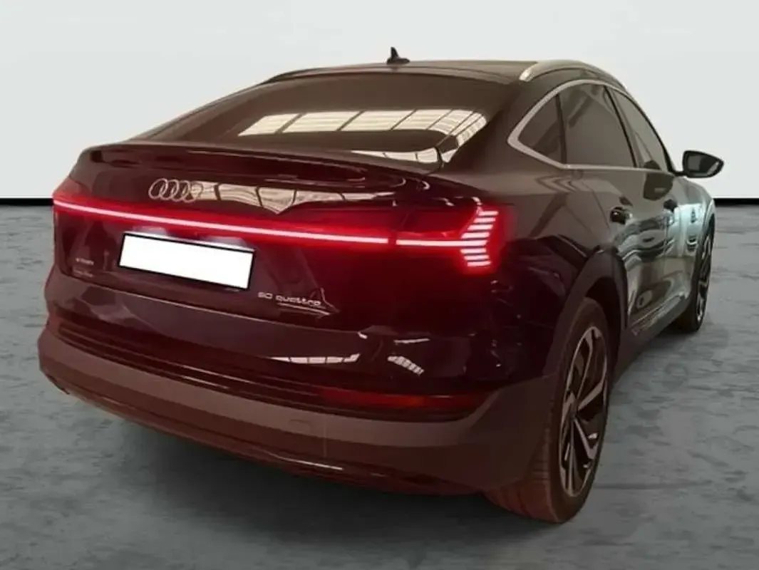Usado Audi e-tron Sportback 230 kW (313 CV) 2021 Negro SUV
