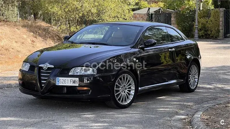Usado Alfa Romeo GT Distinctive 150 CV (110 kW) 2006 Negro Coupe