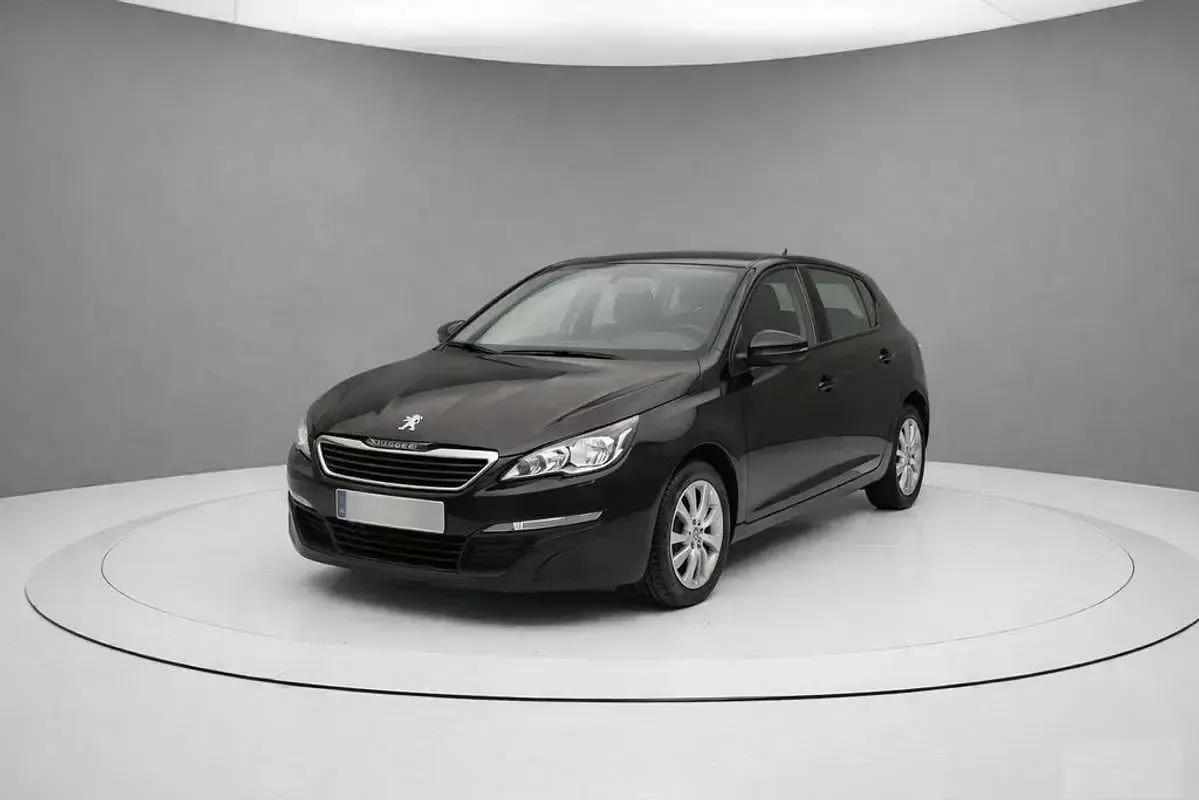 Usado Peugeot 308 Access 99 CV (72 kW) 2016 Negro Utilitario