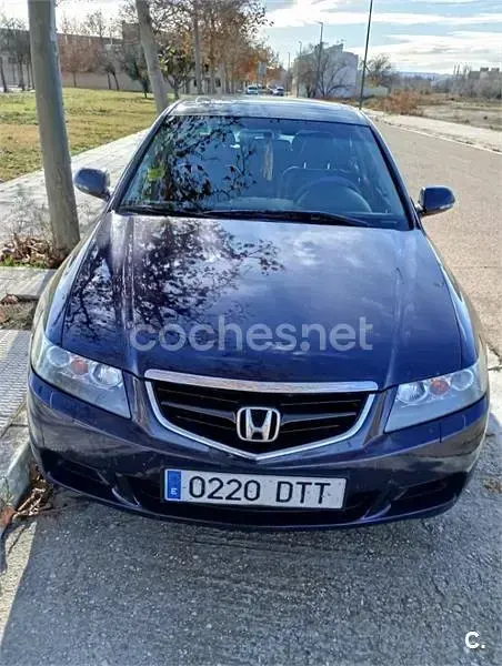 Usado Honda Accord Executive 140 CV (102 kW) 2005 Azul Berlina