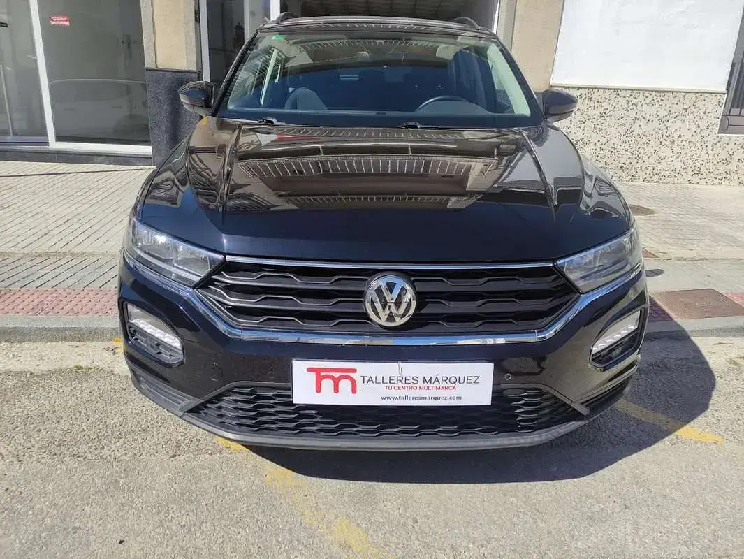 Usado VW T-Roc Advance 116 CV (85 kW) 2018 Negro SUV